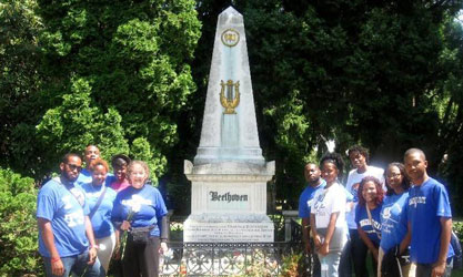 TSU music students at Beethoven's grave.