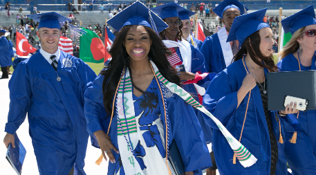 students graduation 