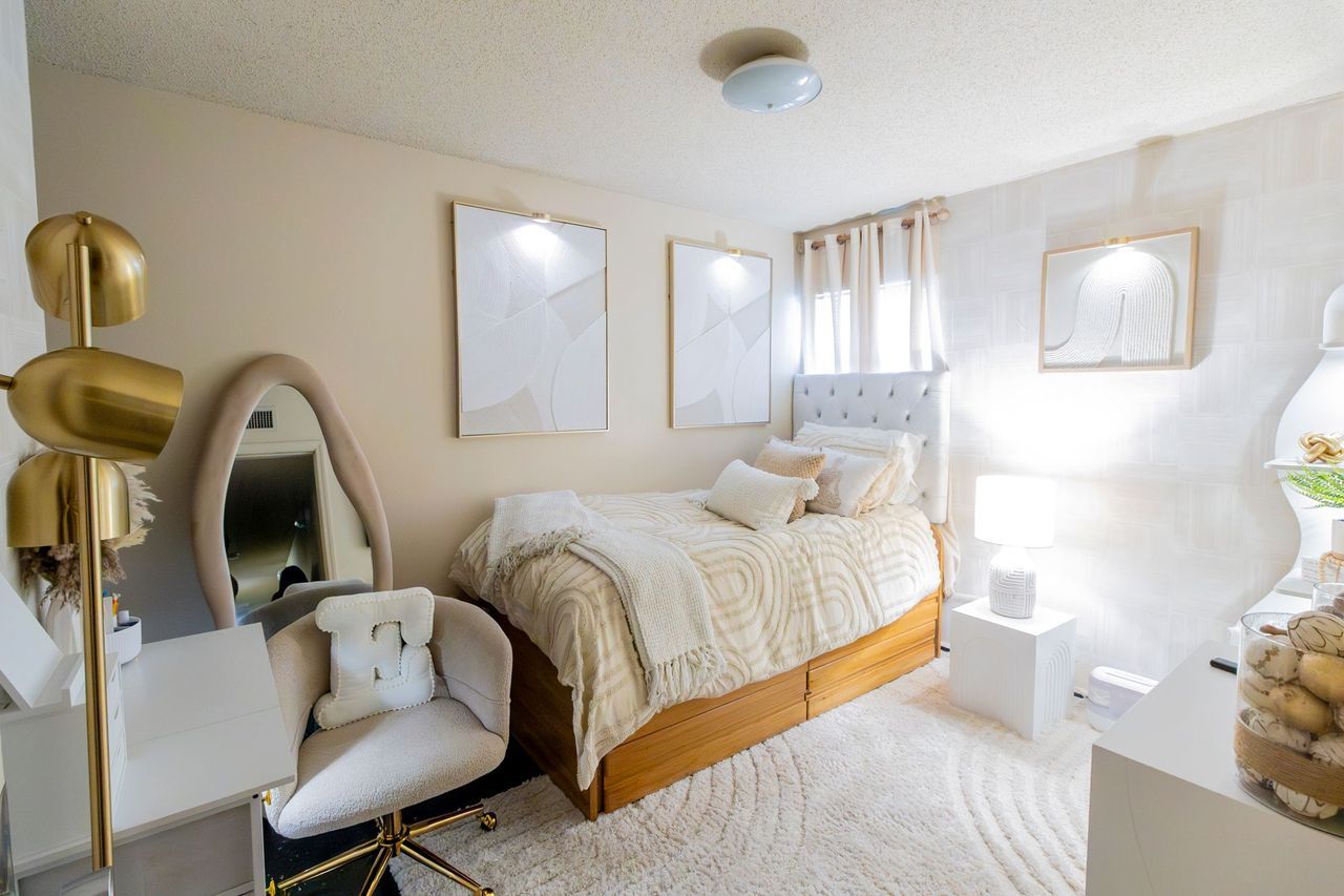 Ford Complex - Decor Wars Winner